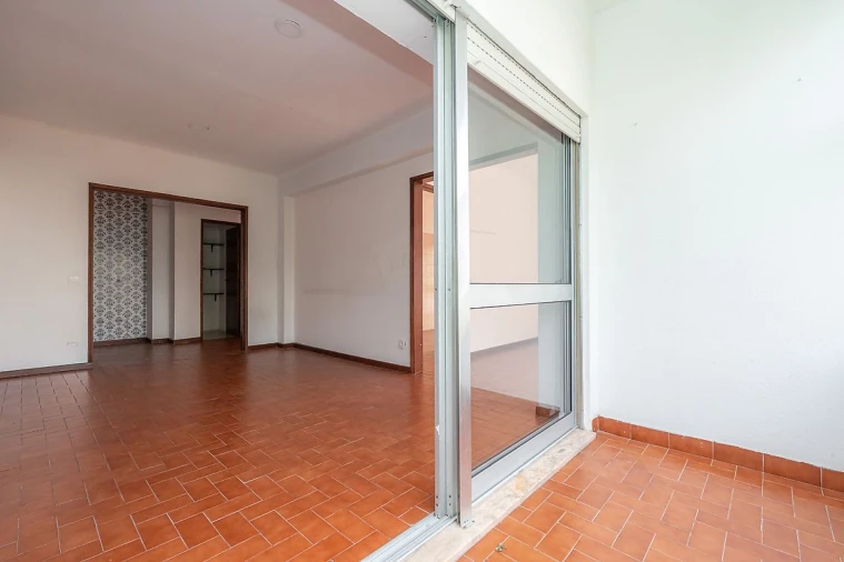 Apartamento T4 para Venda em Eiras e São Paulo de Frades Foto 9