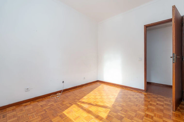 Apartamento T4 para Venda em Eiras e São Paulo de Frades Foto 23