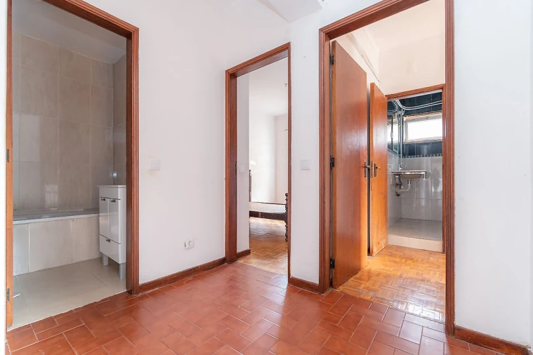 Apartamento T4 para Venda em Eiras e São Paulo de Frades Foto 19