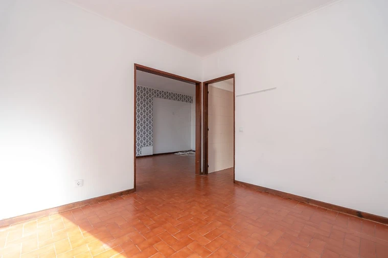 Apartamento T4 para Venda em Eiras e São Paulo de Frades Foto 11