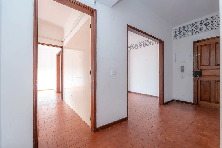 Apartamento T4 para Venda em Eiras e São Paulo de Frades Foto 3