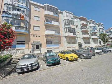 Apartamento T3 para Venda em Algueirão-Mem Martins