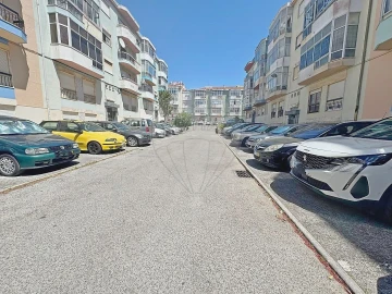Apartamento T3 para Venda em Algueirão-Mem Martins