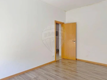 Apartamento T3 para Venda em Algueirão-Mem Martins