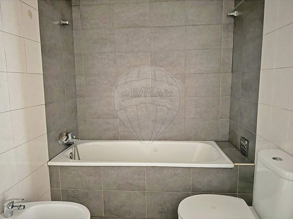 Apartamento T3 para Venda em Algueirão-Mem Martins Foto 5