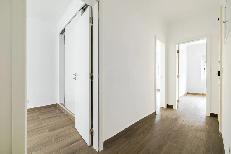 Apartamento T2 para Venda em Almada, Cova da Piedade, Pragal e Cacilhas Foto 13