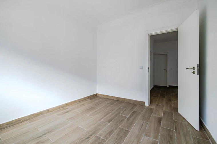 Apartamento T2 para Venda em Almada, Cova da Piedade, Pragal e Cacilhas Foto 7