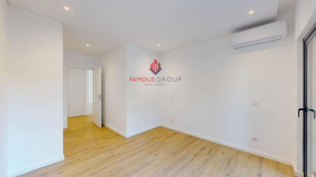 Apartamento T3 para Venda em Alvor Foto 21