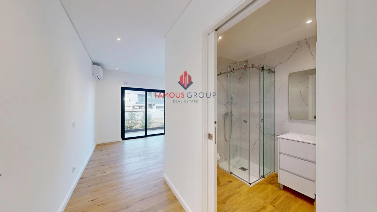 Apartamento T3 para Venda em Alvor Foto 26