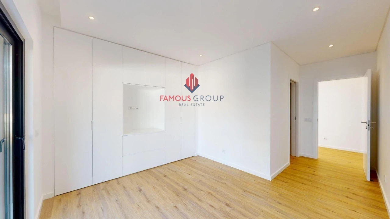 Apartamento T3 para Venda em Alvor Foto 29