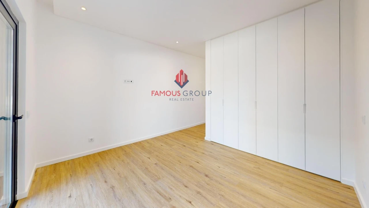 Apartamento T3 para Venda em Alvor Foto 43