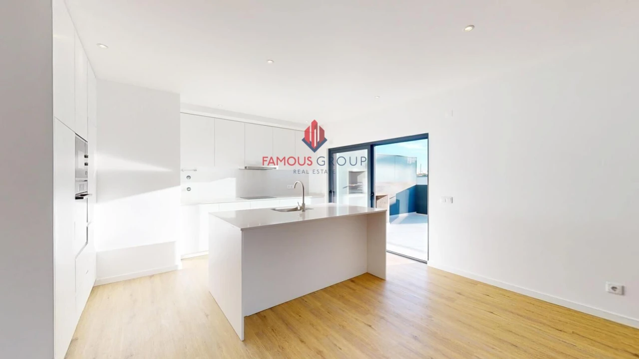 Apartamento T3 para Venda em Alvor Foto 9