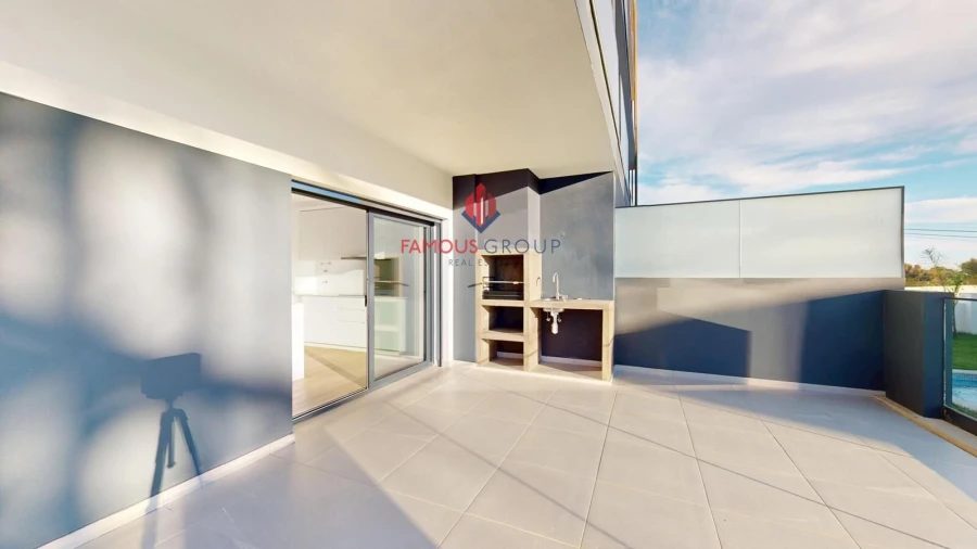 Apartamento T3 para Venda em Alvor Foto 16