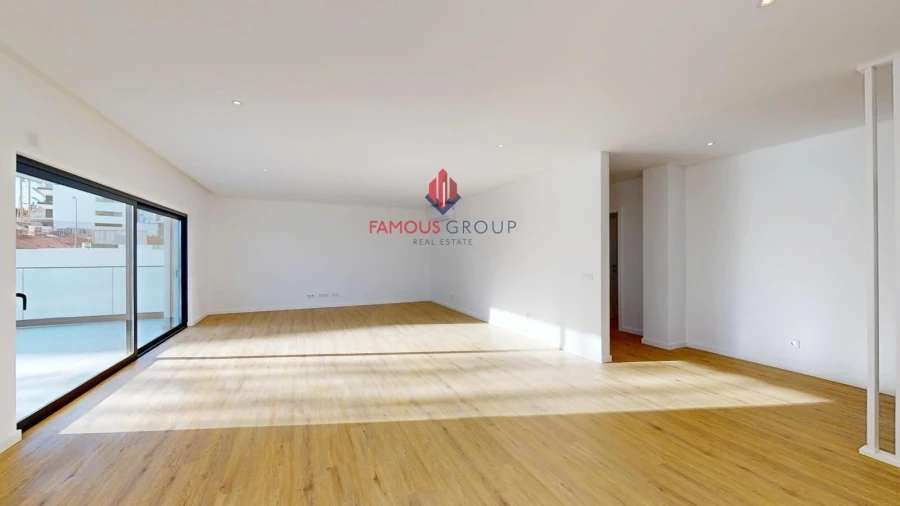 Apartamento T3 para Venda em Alvor Foto 18