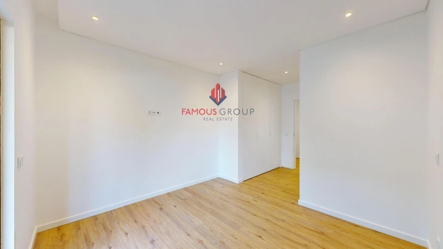 Apartamento T3 para Venda em Alvor Foto 22