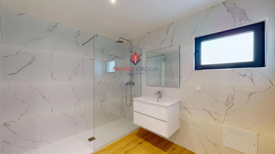 Apartamento T3 para Venda em Alvor Foto 32