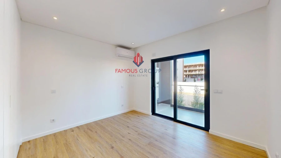 Apartamento T3 para Venda em Alvor Foto 33