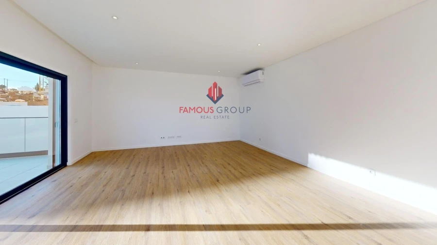 Apartamento T3 para Venda em Alvor Foto 37