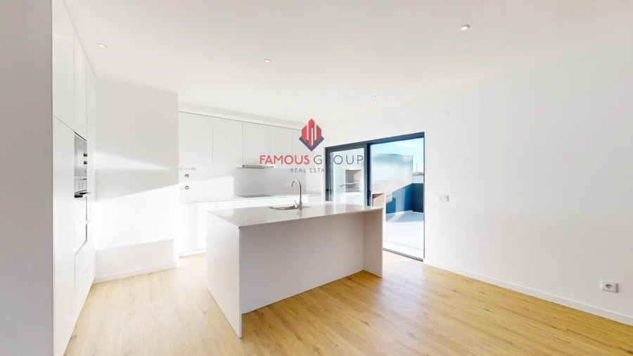 Apartamento T3 para Venda em Alvor Foto 9