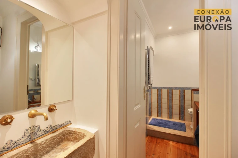Apartamento T4 para Venda em Misericórdia Foto 17