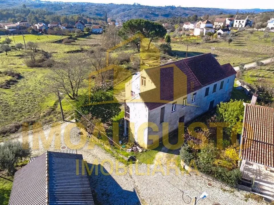 Moradia T4 para Venda em Tourais e Lajes Foto 24