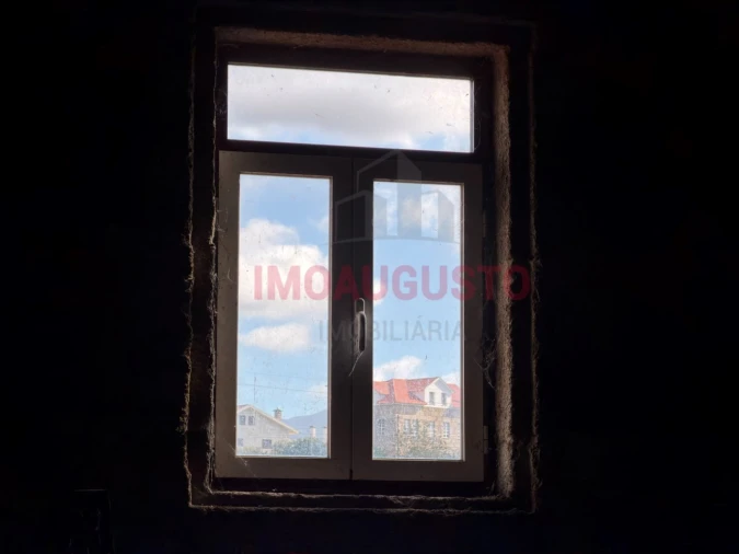 Moradia T3 para Venda em Tourais e Lajes Foto 18