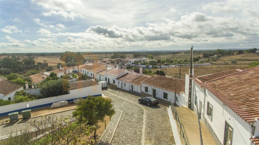 Moradia T2 para Venda em Cabeça Gorda Foto 18