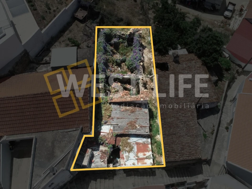 Armazém para Venda em Igreja Nova e Cheleiros Foto 1