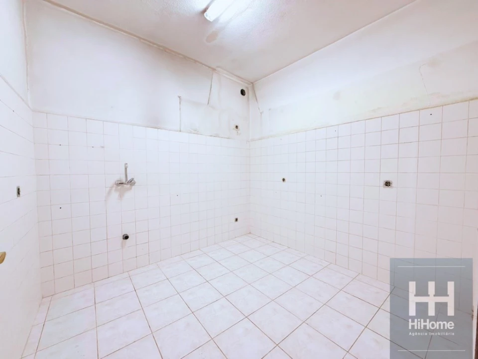 Prédio para Venda em Funchal (São Pedro) Foto 11