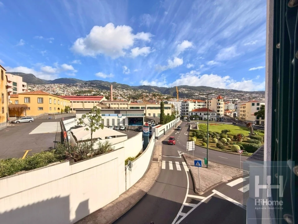 Prédio para Venda em Funchal (São Pedro) Foto 17