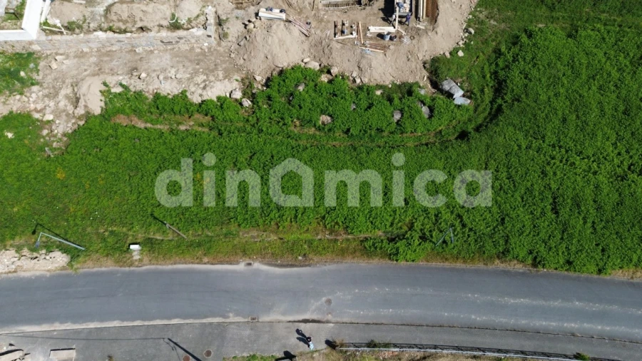 Terreno para Venda em Ruivães e Novais Foto 2