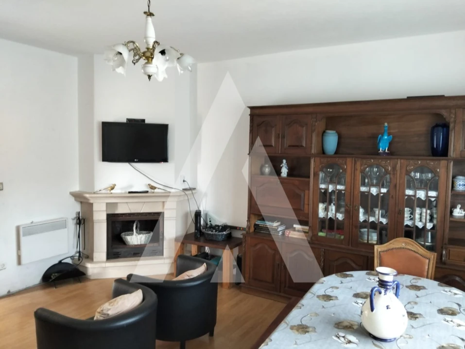 Moradia T3 para Venda em Refoios do Lima Foto 6