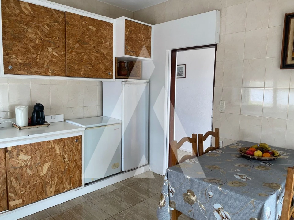 Moradia T3 para Venda em Refoios do Lima Foto 9