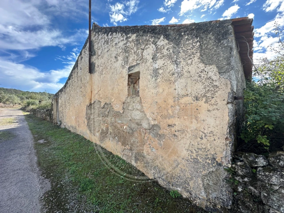 Moradia T2 para Venda em Chãos Foto 3