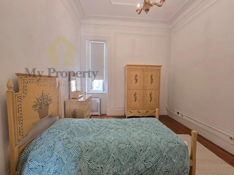 Apartamento T6 para Venda em Santo António Foto 30