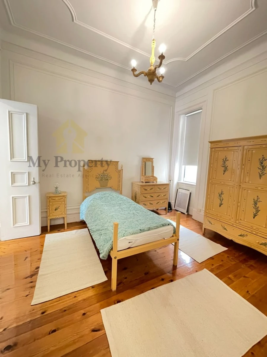 Apartamento T6 para Venda em Santo António Foto 12