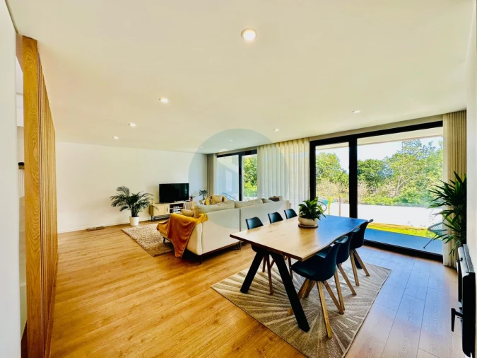 Moradia T3 para Venda em Palmeira Foto 12