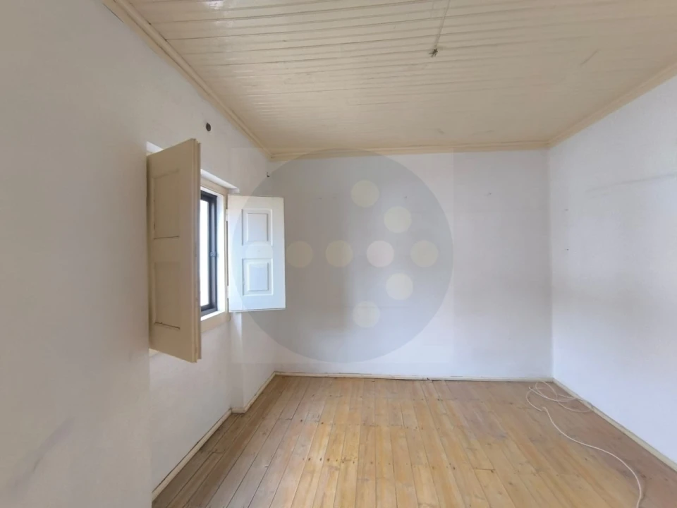 Moradia T2 para Venda em Pego Foto 2