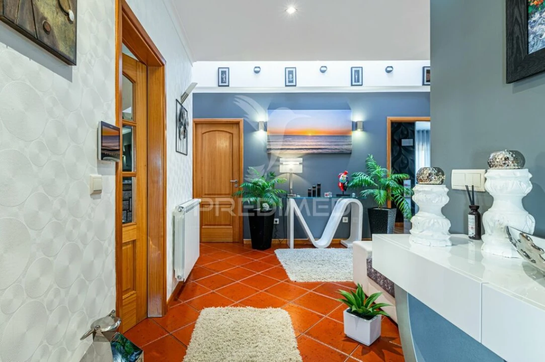 Moradia T3 para Venda em Quinchães Foto 6