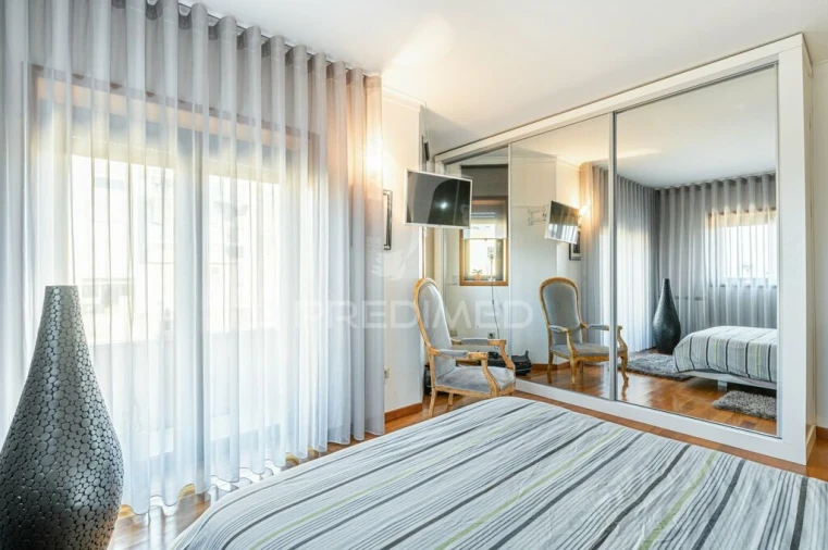 Moradia T3 para Venda em Quinchães Foto 15