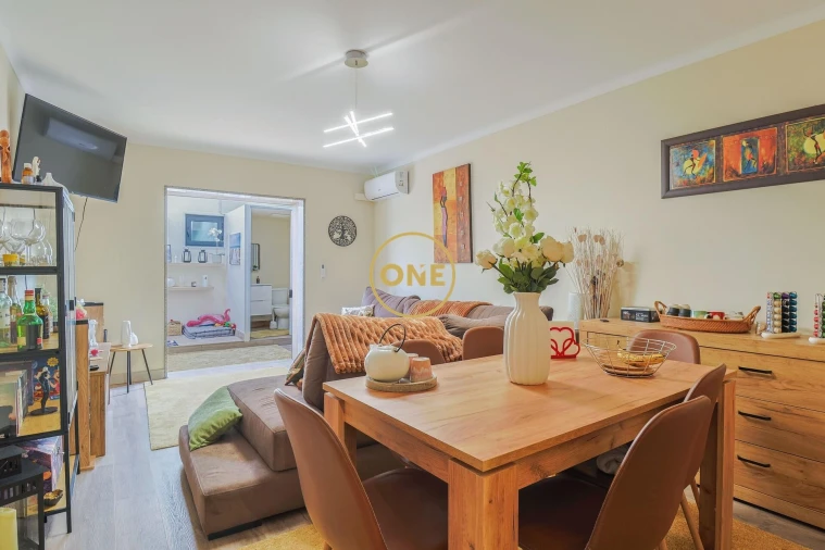 Moradia T3 para Venda em Selho (São Jorge) Foto 1