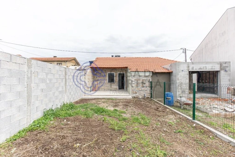 Moradia T1 para Venda em São Mamede de Infesta e Senhora da Hora Foto 10
