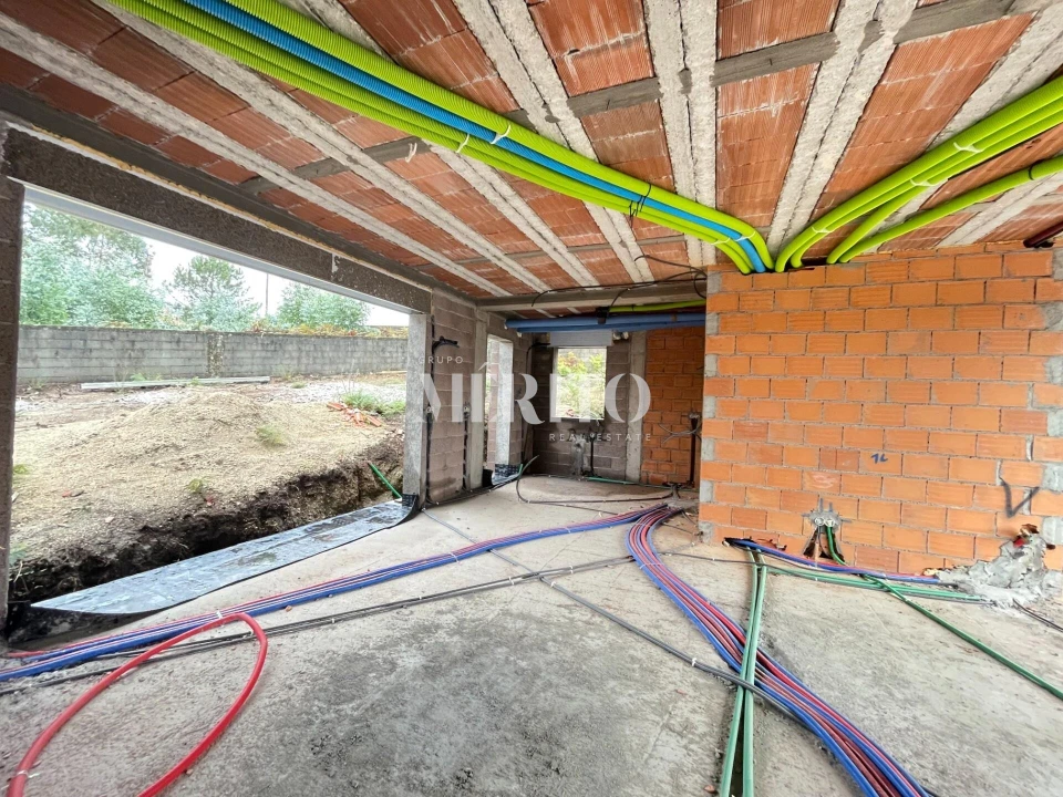 Moradia T3 para Venda em Rendufinho Foto 8