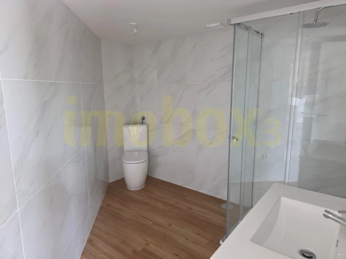 Apartamento T1 para Venda em Recardães e Espinhel Foto 5