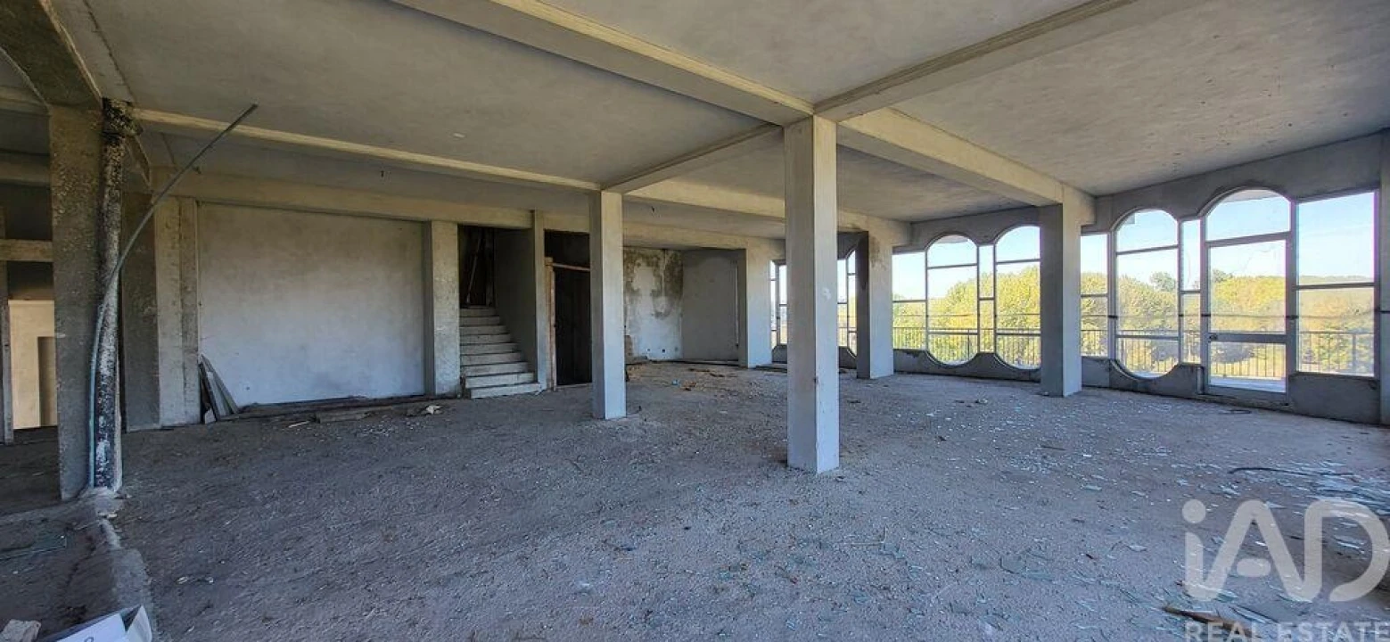 Prédio para Venda em Fermentelos Foto 19