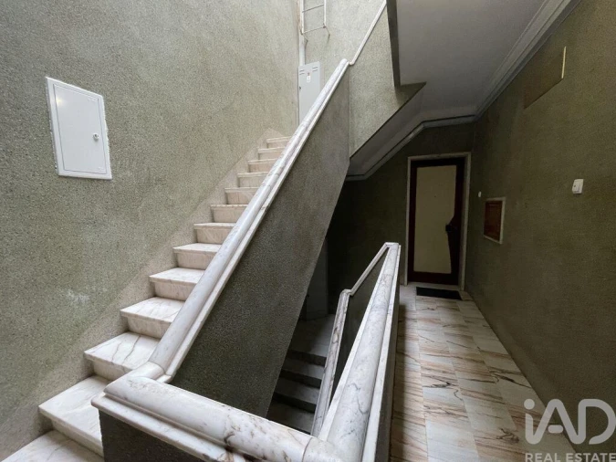 Apartamento T1 para Venda em Póvoa de Santa Iria e Forte da Casa Foto 14