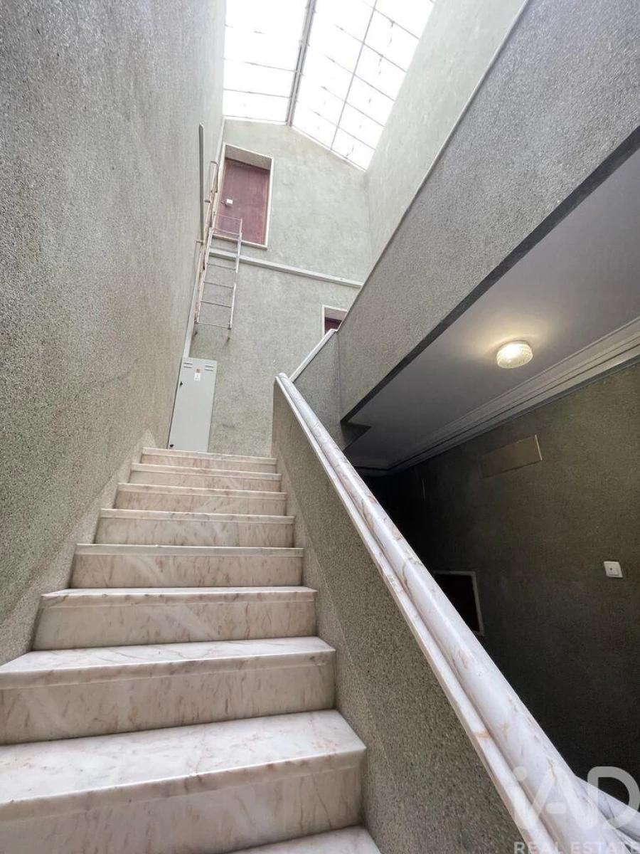 Apartamento T1 para Venda em Póvoa de Santa Iria e Forte da Casa Foto 15