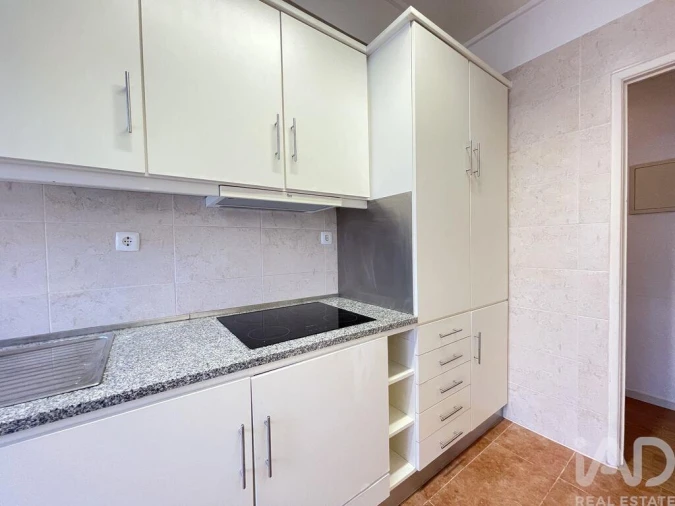 Apartamento T1 para Venda em Póvoa de Santa Iria e Forte da Casa Foto 1