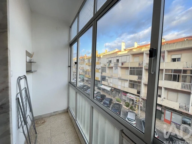 Apartamento T1 para Venda em Póvoa de Santa Iria e Forte da Casa Foto 11