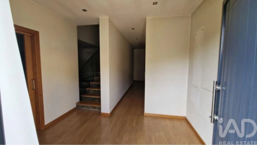 Moradia T3 para Venda em Louredo Foto 10